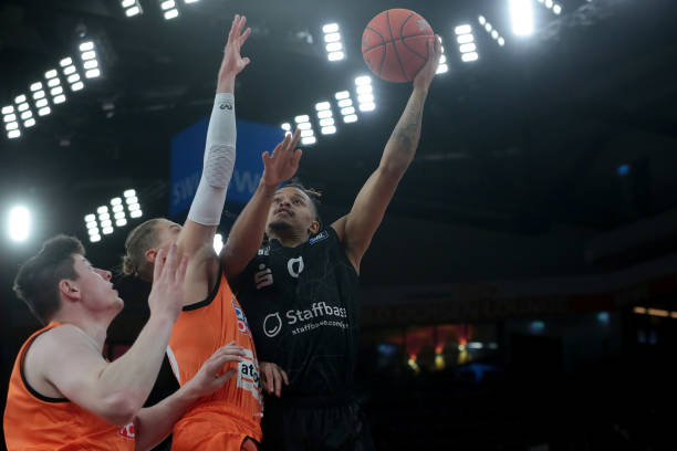 女子空中技 女子空中技